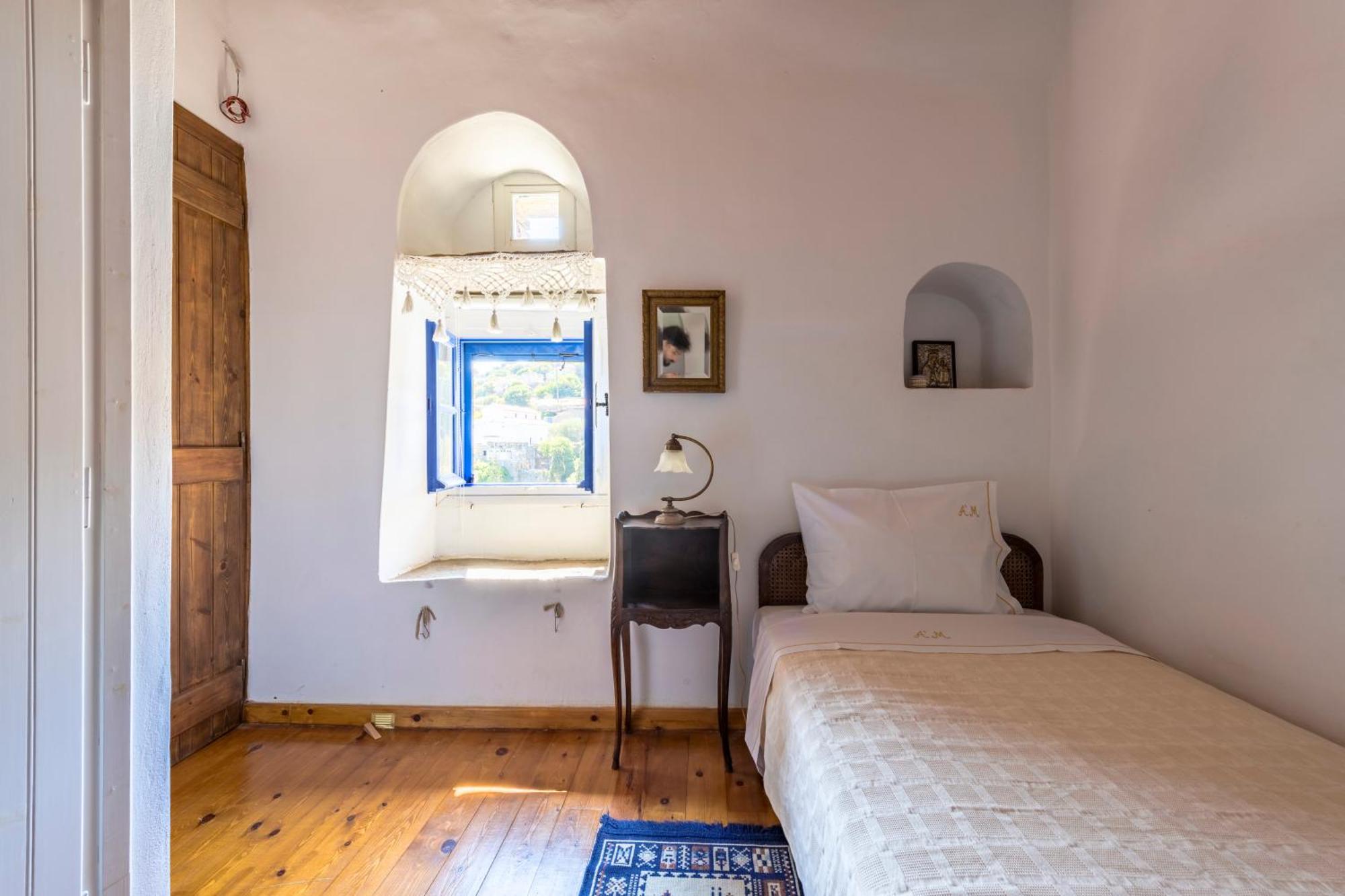 Anezas Mansion Stone-Built Traditional Villa Chones Bagian luar foto