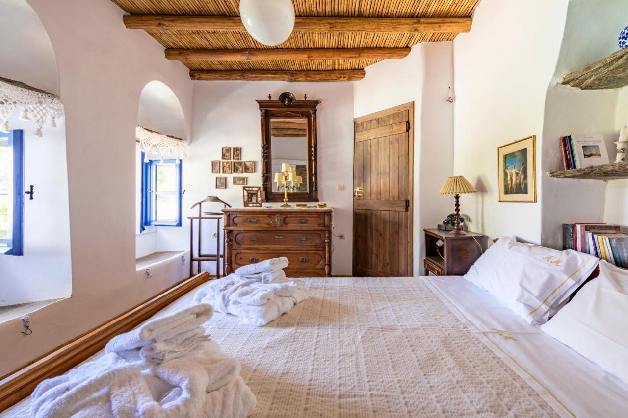 Anezas Mansion Stone-Built Traditional Villa Chones Bagian luar foto